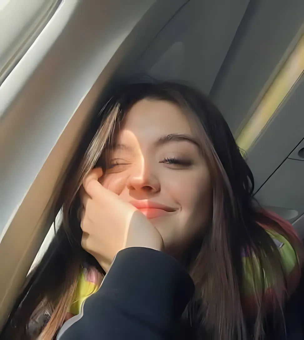 Sofia A<em>. - Verified Review</em>